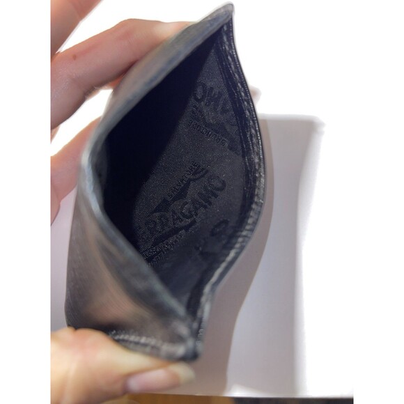 Salvatore Ferragamo Men’s Credit Card Holder Nameplate Calfskin Hammered Finish - Picture 8 of 10